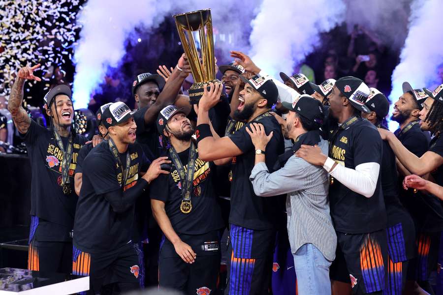 New York Knicks mogą świętować. Wygrali NBA Cup pokonując Spurs
