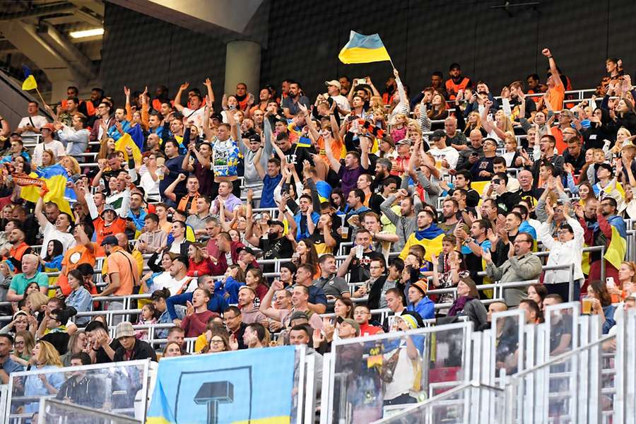 Shakhtar fans flying the flag of Ukraine