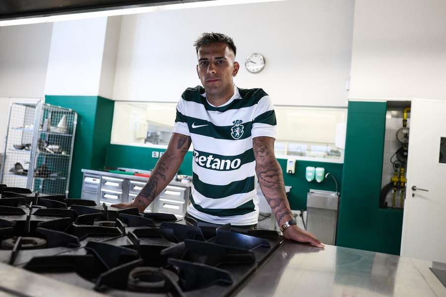 Rodrigo Zalazar assinou por cinco épocas pelos leões Rodrigo Zalazar assinou por cinco épocas pelos leões