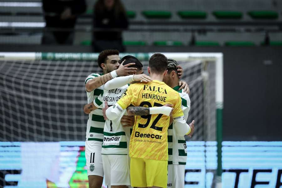 Sporting derrotou o Leões Porto Salvo Sporting derrotou o Leões Porto Salvo
