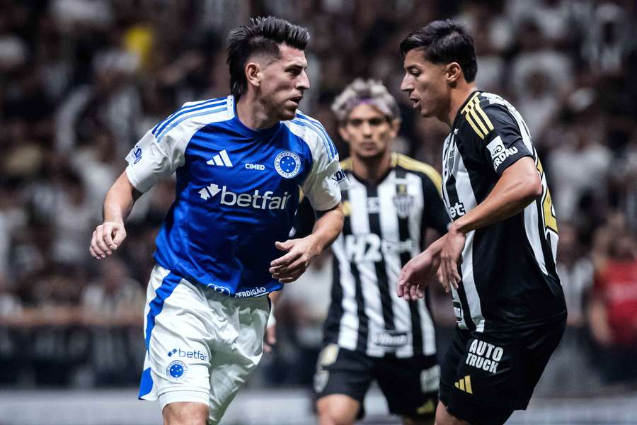 Cruzeiro e Galo se encontraram na Copa do Brasil de 2025 Cruzeiro e Galo se encontraram na Copa do Brasil de 2025
