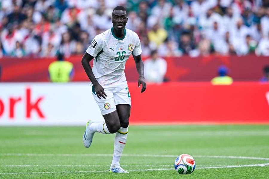 Pape Gueye zawiesza grę w kadrze Senegalu, dopóki pozostanie w niej obecny sztab szkoleniowy Pape Gueye zawiesza grę w kadrze Senegalu, dopóki pozostanie w niej obecny sztab szkoleniowy