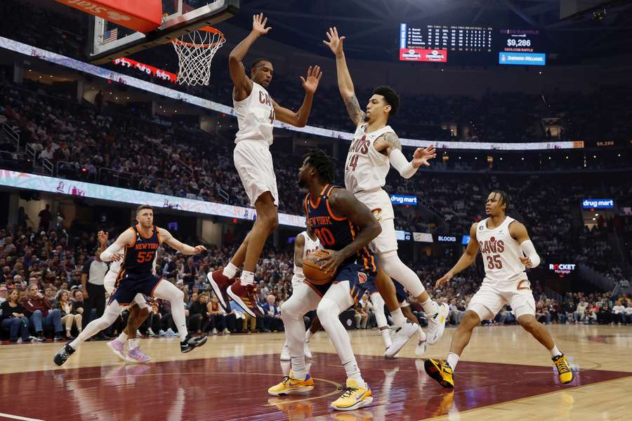Die New York Knicks sind nach 2013 wieder in die zweite Runde der NBA-Playoffs eingezogen.