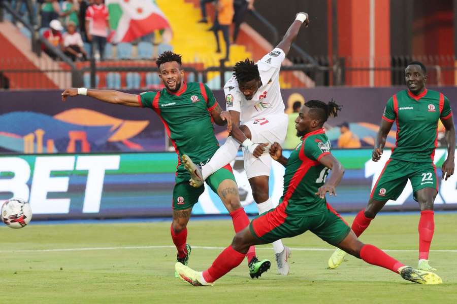 Camarões apurados para a CAN após vitória sobre Burundi (3-0)