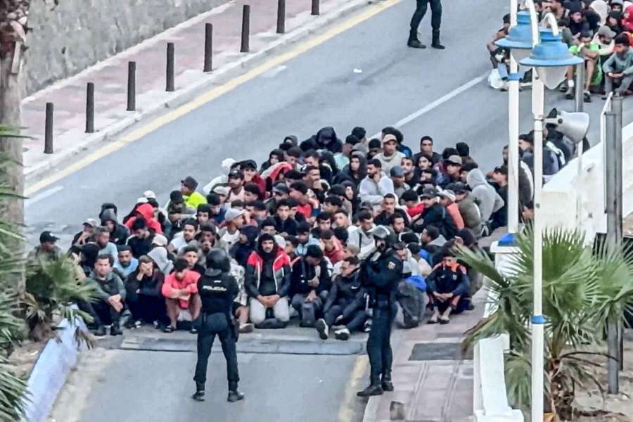 El Ministerio del Interior pide cancelar el partido de la sub-20 en Ceuta El Ministerio del Interior pide cancelar el partido de la sub-20 en Ceuta