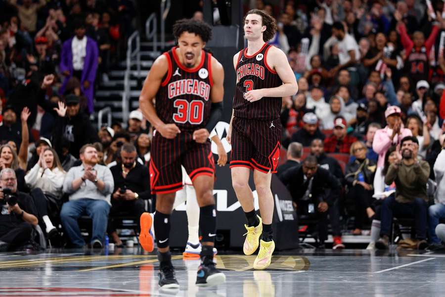 Piąte z rzędu zwycięstwo Chicago Bulls, pierwsze porażka w sezonie Philadelphia 76ers Piąte z rzędu zwycięstwo Chicago Bulls, pierwsze porażka w sezonie Philadelphia 76ers