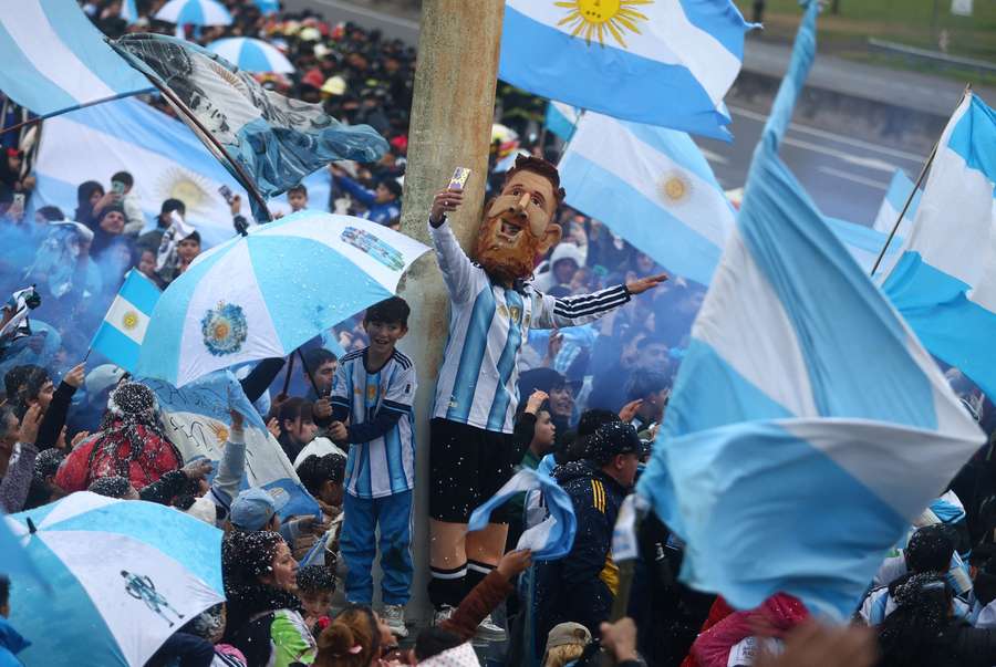 A Argentina celebrou sua seleção vice-campeã mundial A Argentina celebrou sua seleção vice-campeã mundial