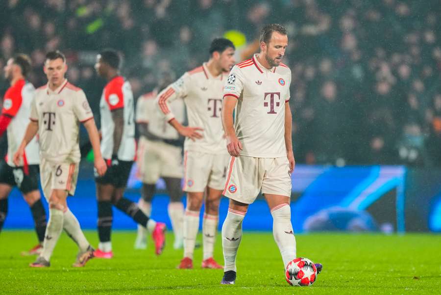 Recept na prekonanie brankára Feyenoordu nenašiel ani Kane.