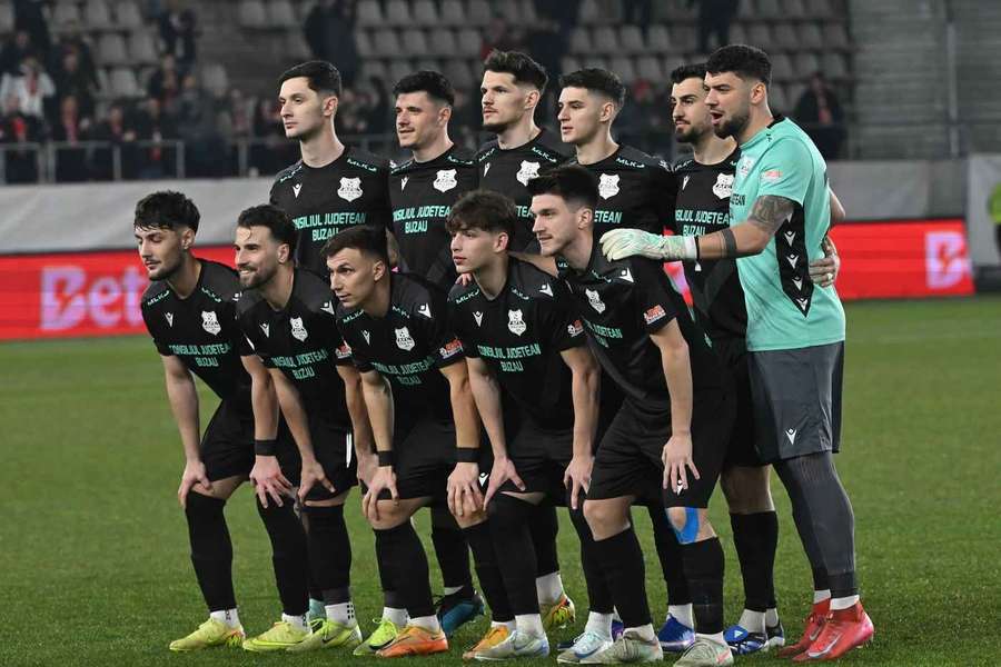Metalul Buzău la un meci de Cupă chiar contra lui Dinamo