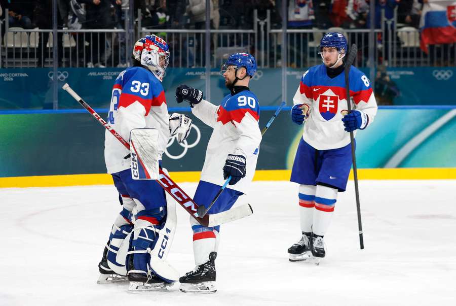 Finští hokejisté zdolali na OH Švédsko 4:1 a získali první body Finští hokejisté zdolali na OH Švédsko 4:1 a získali první body