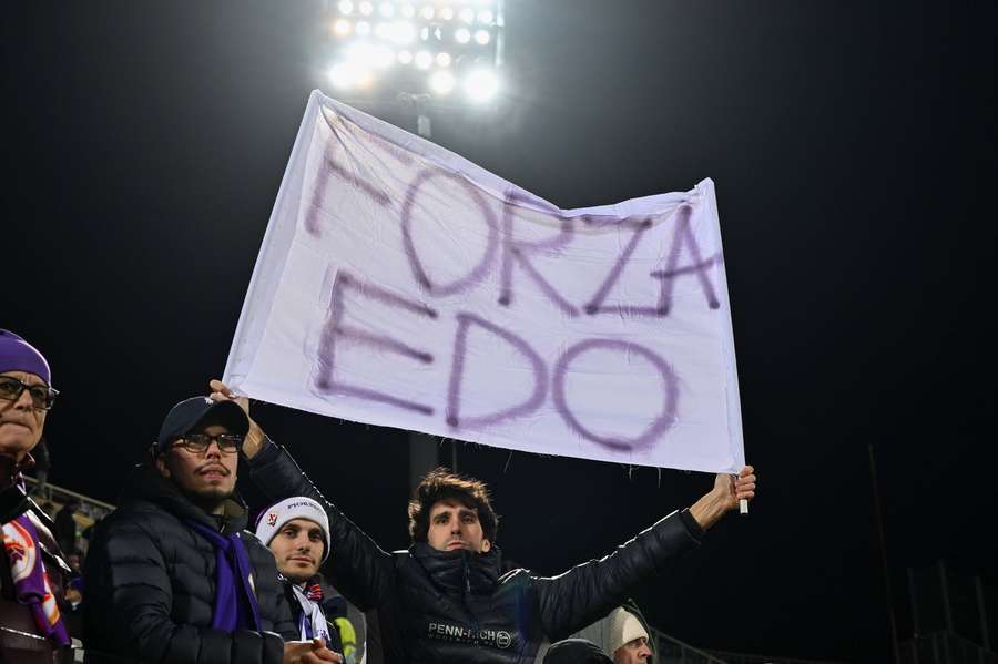 Ein Transparent für Edoardo Bove