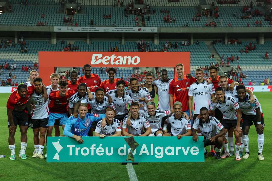 Fulham venceu o Benfica por 1-0 e conquistou o Troféu do Algarve