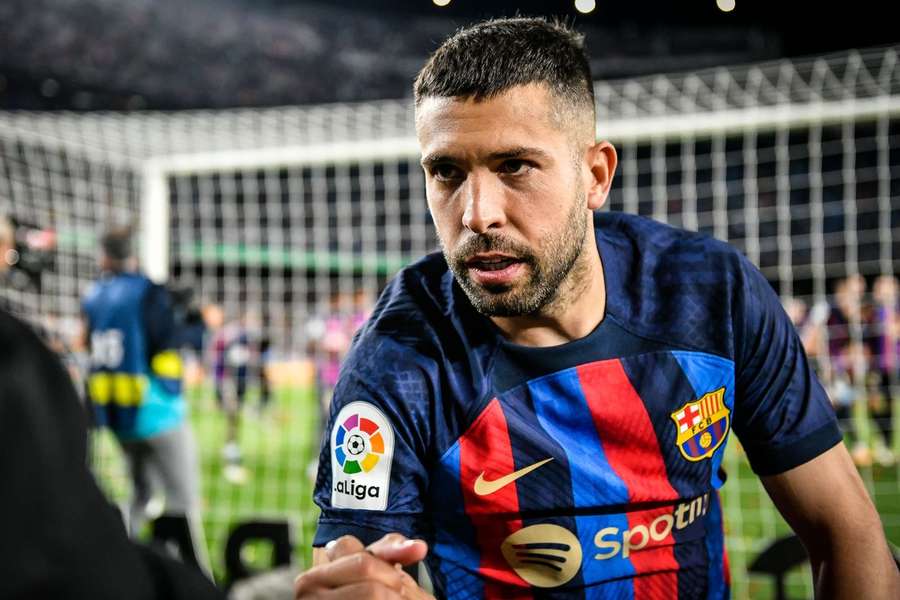 Alba, punto y final a su trayectoria en el Barça