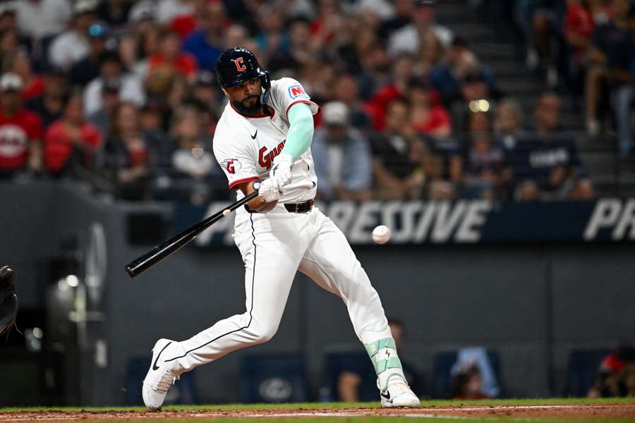 Cleveland Guardians' Johnathan Rodríguez hits a home run against the Texas Rangers (2025)