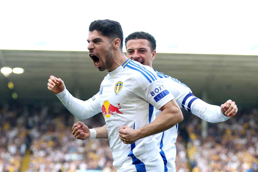 Manor Solomon celebra o golo da vitória