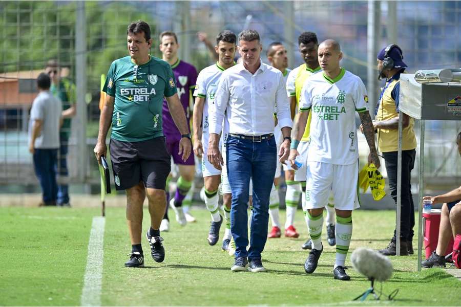 Mancini antes de a bola rolar para o duelo com o Cuiabá