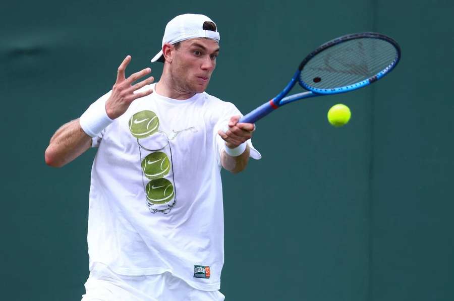 Jack Draper během tréninku ve Wimbledonu.