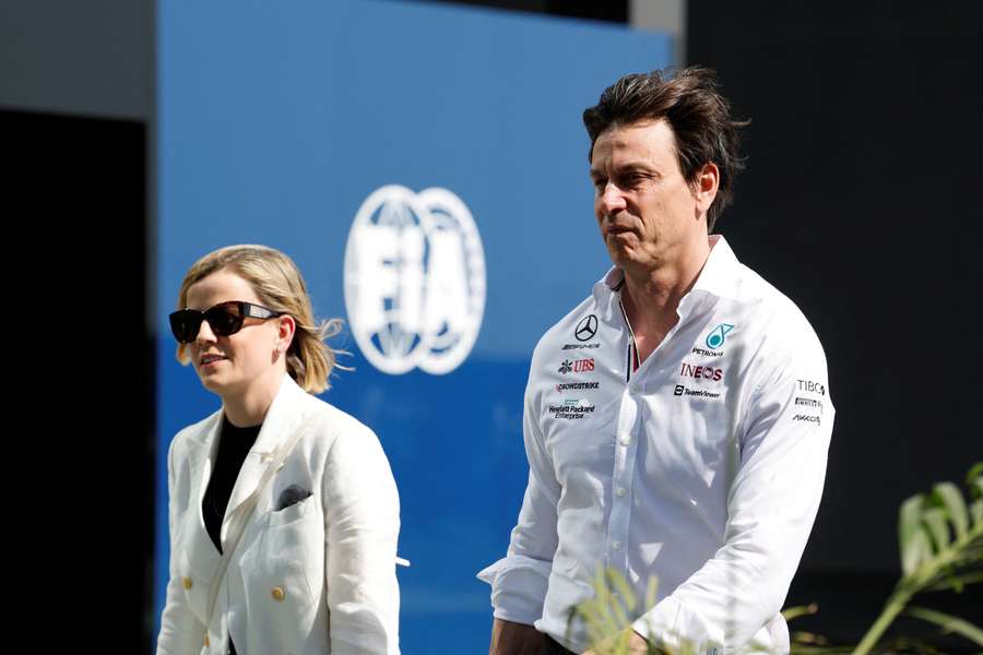Toto Wolff alongside his wife Susie