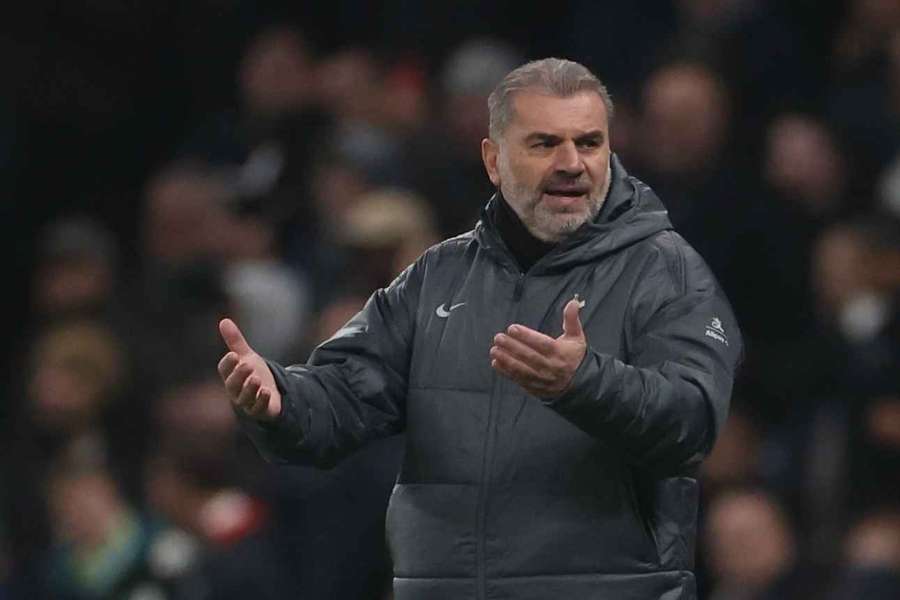 Postecoglou a jeho Tottenham stagnují.