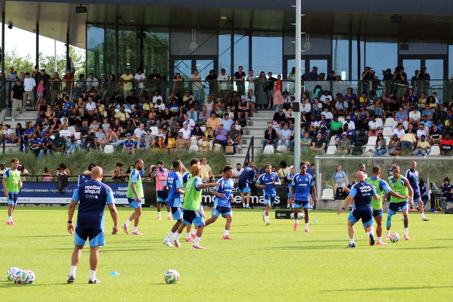 Curaçau prepara estreia no Mundial Curaçau prepara estreia no Mundial