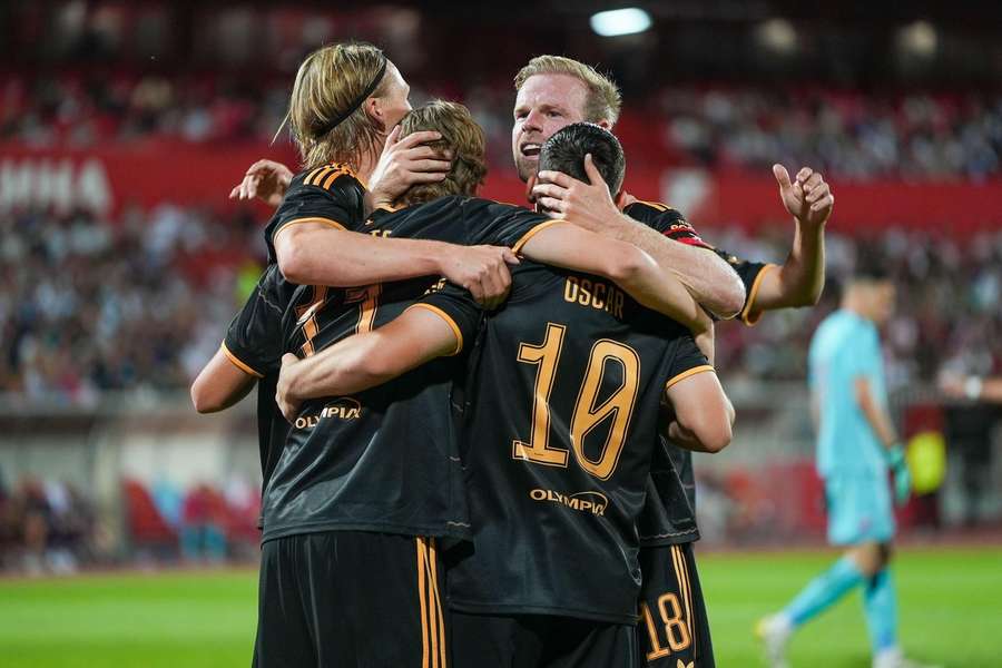 Ajax hladko zvíťazil v Srbsku. Ajax hladko zvíťazil v Srbsku.