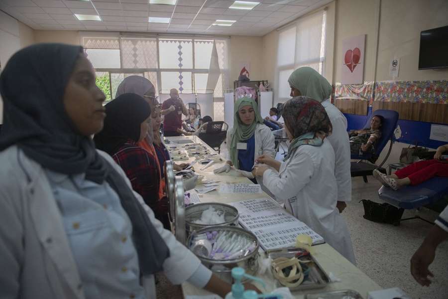 Organizadas campanhas de doação de sangue em grande escala em todo o território marroquino.
