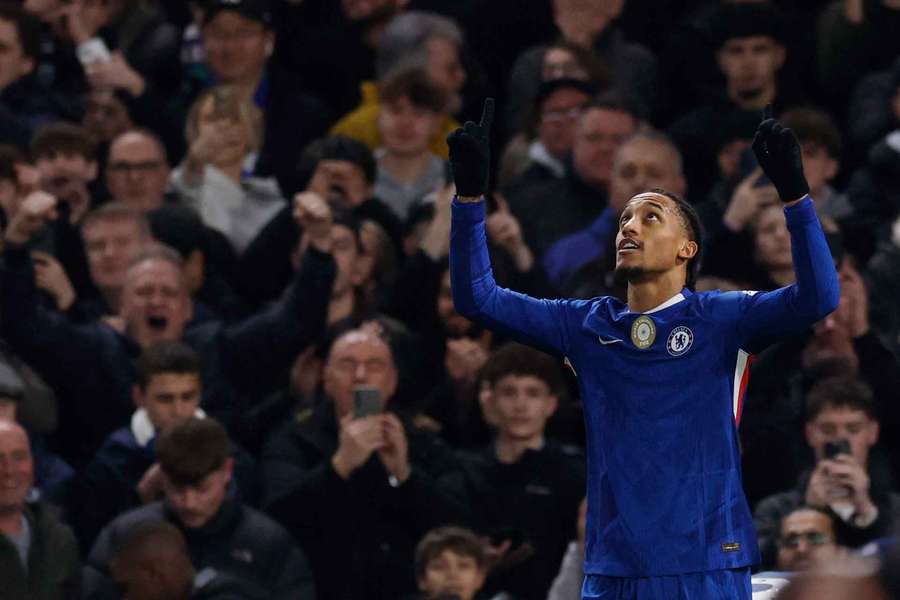 Rosenior: Chelsea striker Pedro can be among world's best Rosenior: Chelsea striker Pedro can be among world's best
