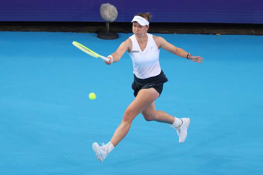 Barbora Krejčíková v zápase proti Alycii Parksové.