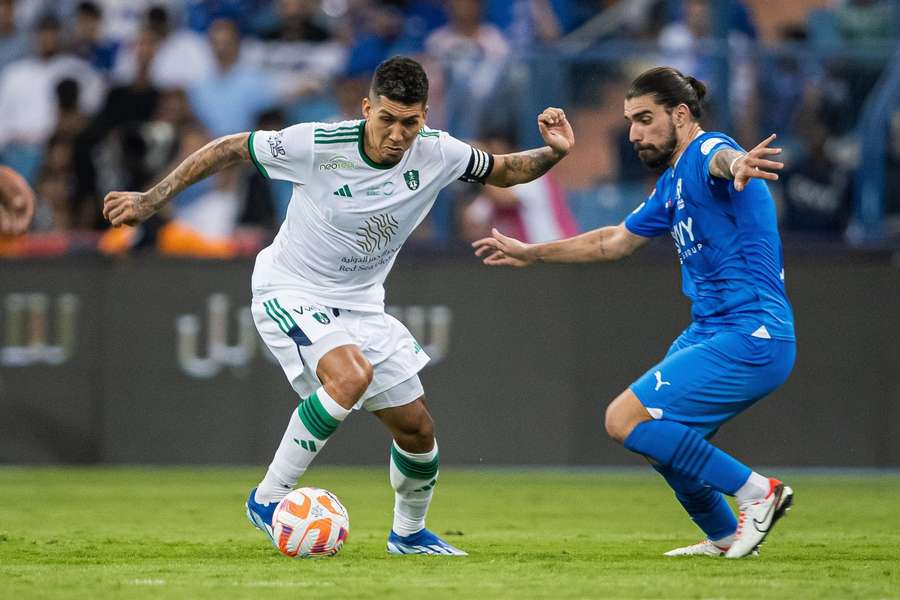 Al-Ahli de Firmino faz clássico com o Al-Hilal pela Supercopa