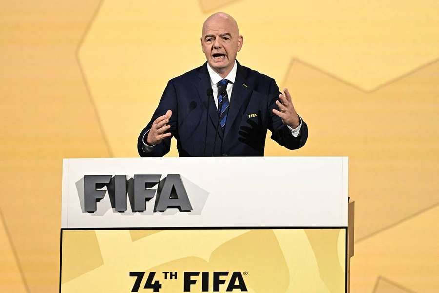 Infantino em Banguecoque esta sexta-feira.