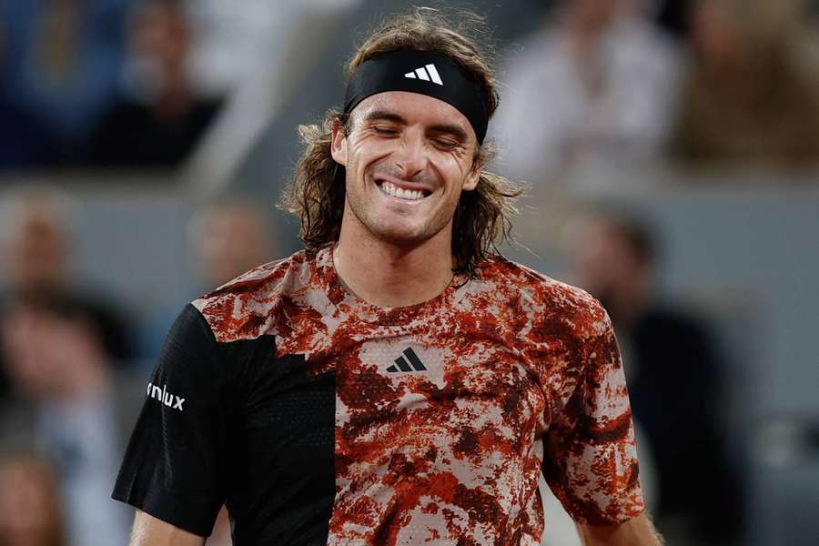 Tsitsipas did not play a single late-night session match during the tournament before his match against Alcaraz