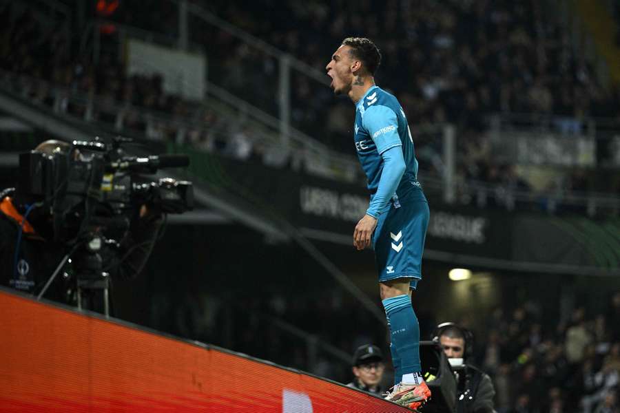 Antony of Real Betis celebrates scoring his team's third goal against Vitoria Guimaraes