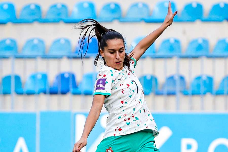 Kika Nazareth lesionou-se ao serviço da seleção