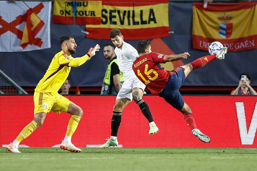 Spanien stjæler finale-billet til Nations League med sent mål mod Italien