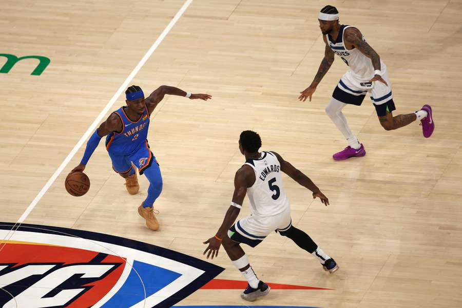  Gilgeous-Alexander, con los Timberwolves