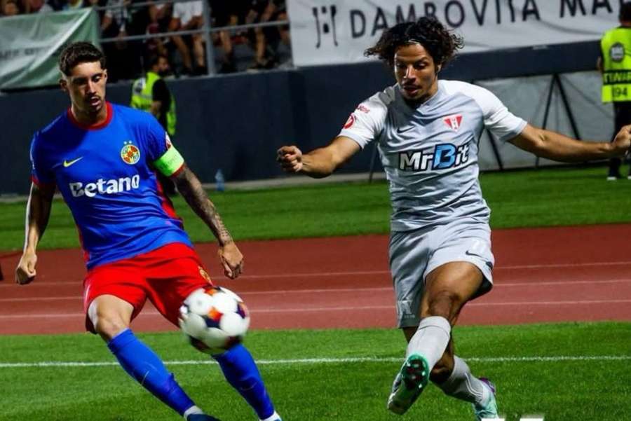 Degringoladă la FCSB! UTA profită de situația roș-albaștrilor și bifează prima victorie din acest sezon Degringoladă la FCSB! UTA profită de situația roș-albaștrilor și bifează prima victorie din acest sezon