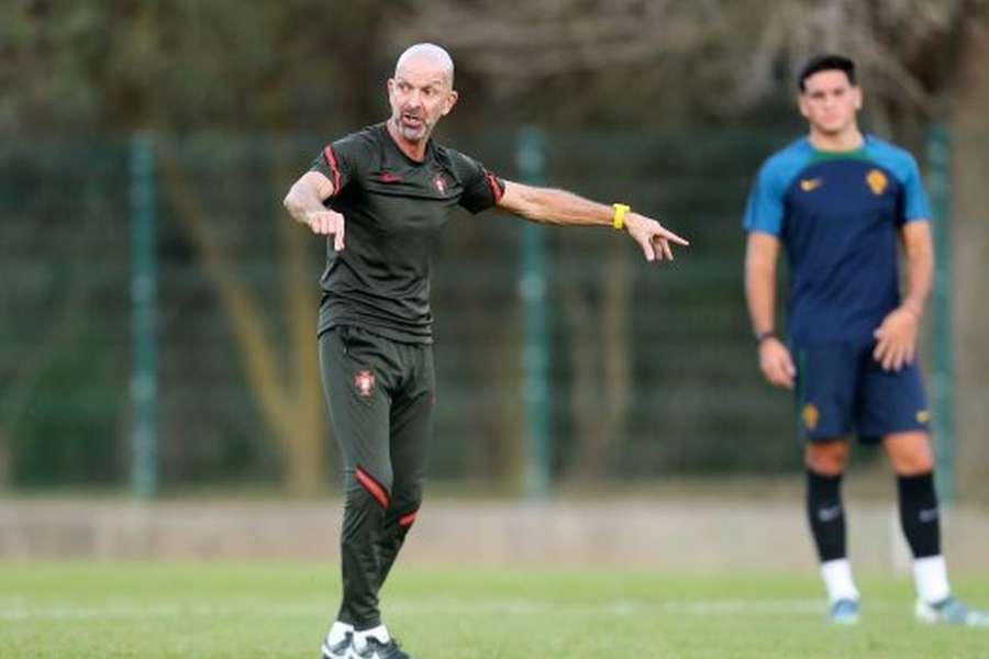 Filipe Ramos orienta seleção de sub-19