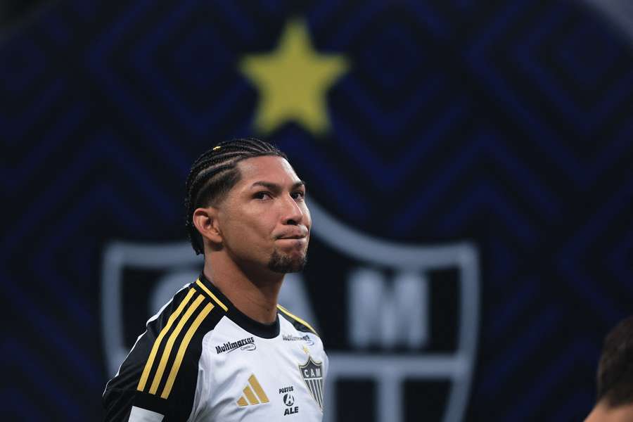 Rony permanecerá no Atlético-MG após dia conturbado
