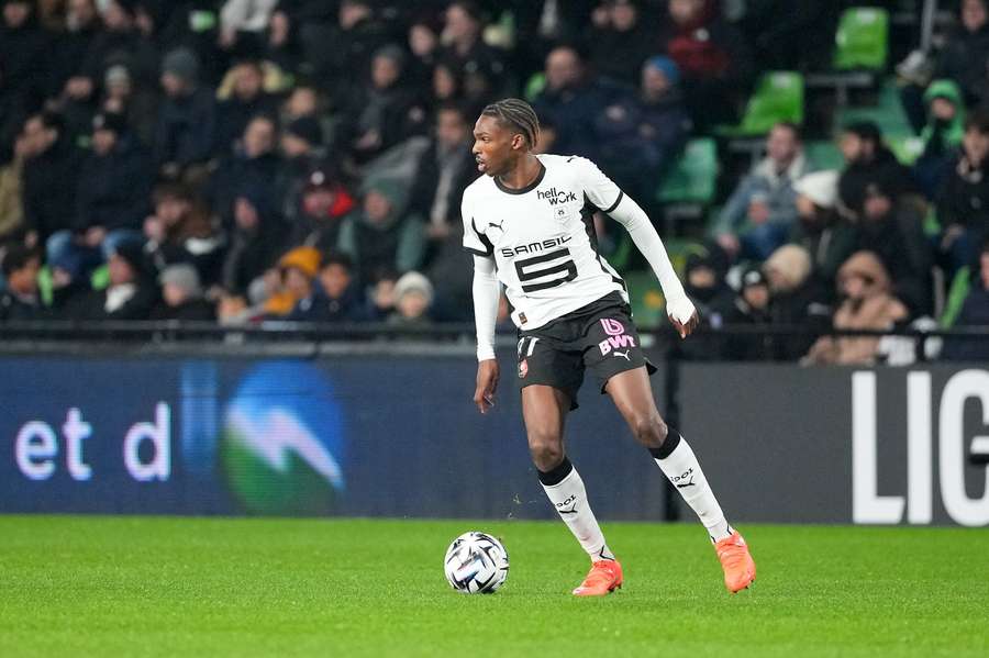 Man Utd step up plans for Rennes defender Jacquet Man Utd step up plans for Rennes defender Jacquet
