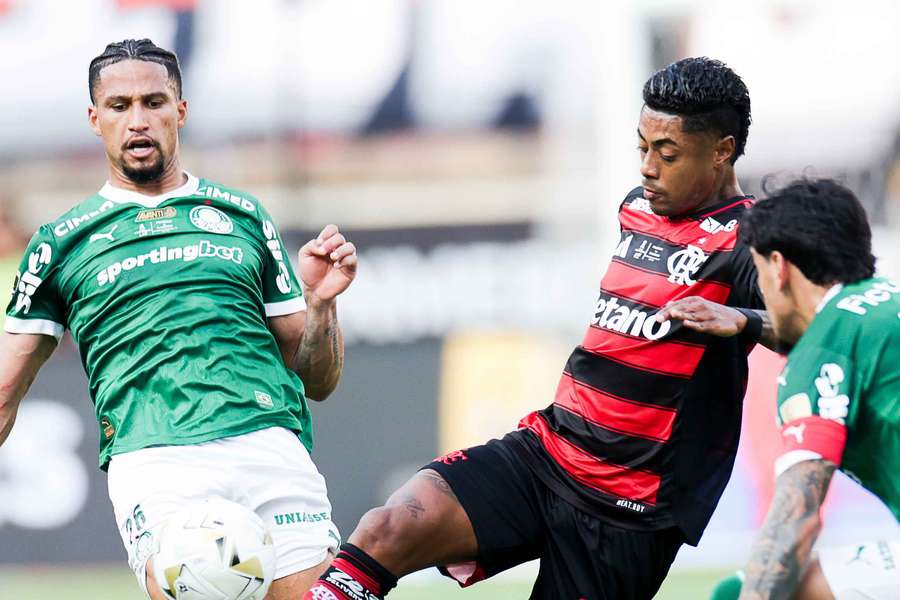 Flamengo e Palmeiras voltam a duelar após final da Libertadores em Lima