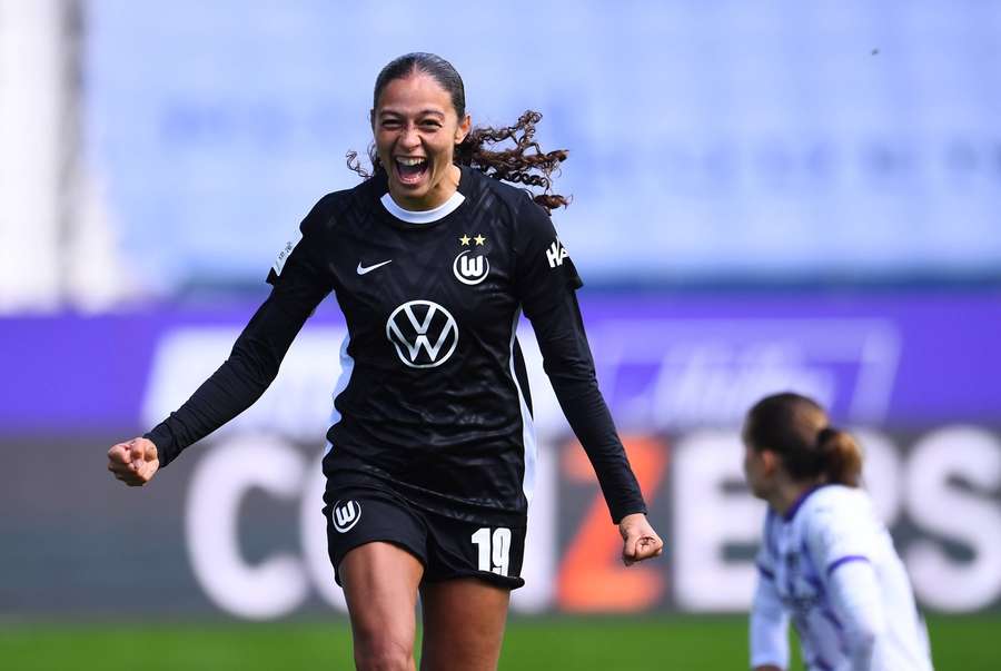 Kessya Bussy : "Pourquoi pas marquer contre le Paris Saint-Germain ?"