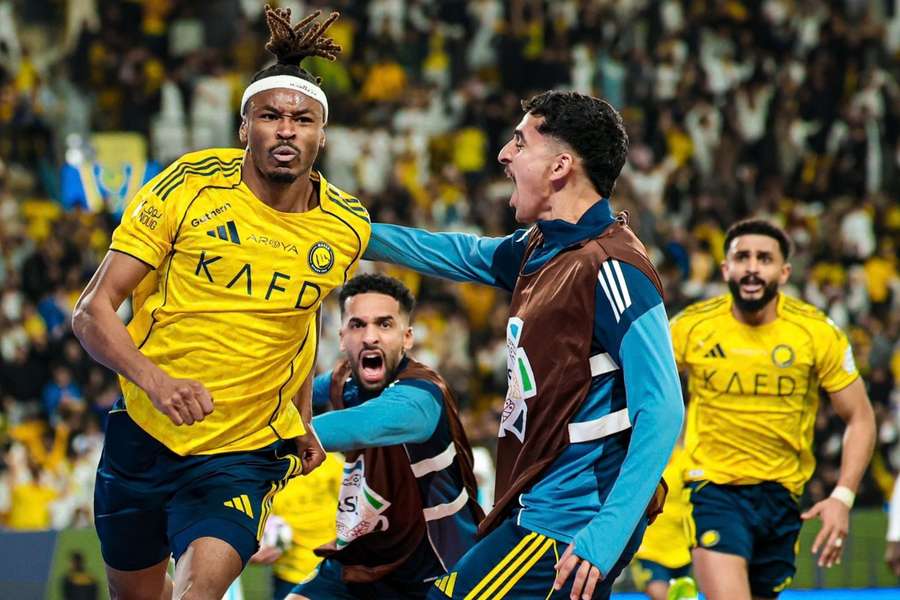 Simakan garantiu a vitória do Al-Nassr sobre o Neom