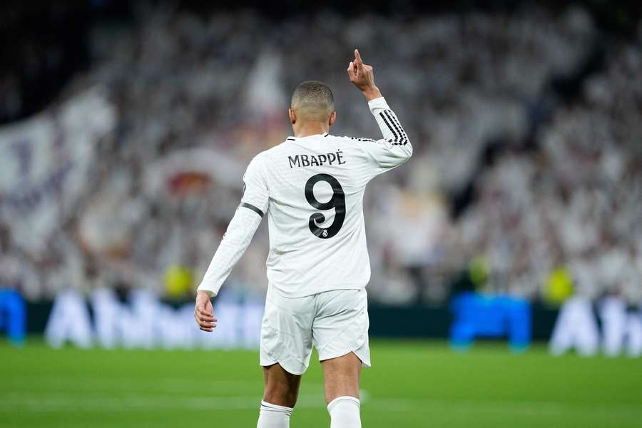 Real Madrid de Mbappé briga pela liderança de LaLiga