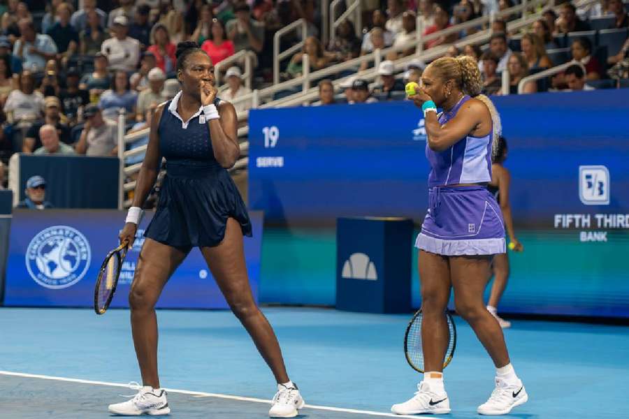 Venus și Serena Williams vor participa în proba feminină de dublu de la US Open 2026 Venus și Serena Williams vor participa în proba feminină de dublu de la US Open 2026
