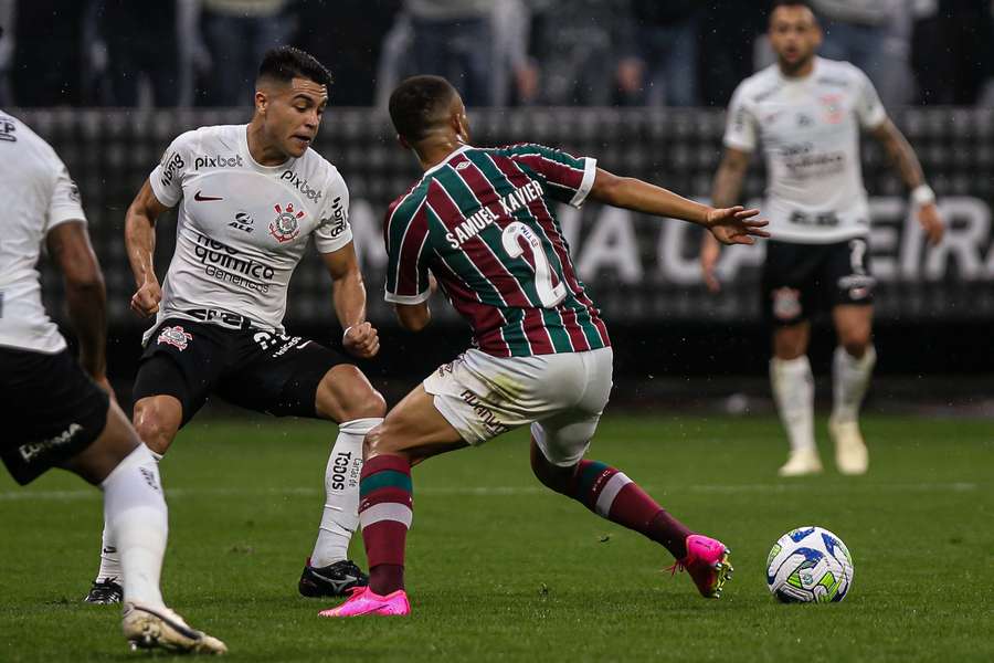 Fluminense x Corinthians: onde assistir ao vivo, escalações e horário do  jogo pelo Brasileirão