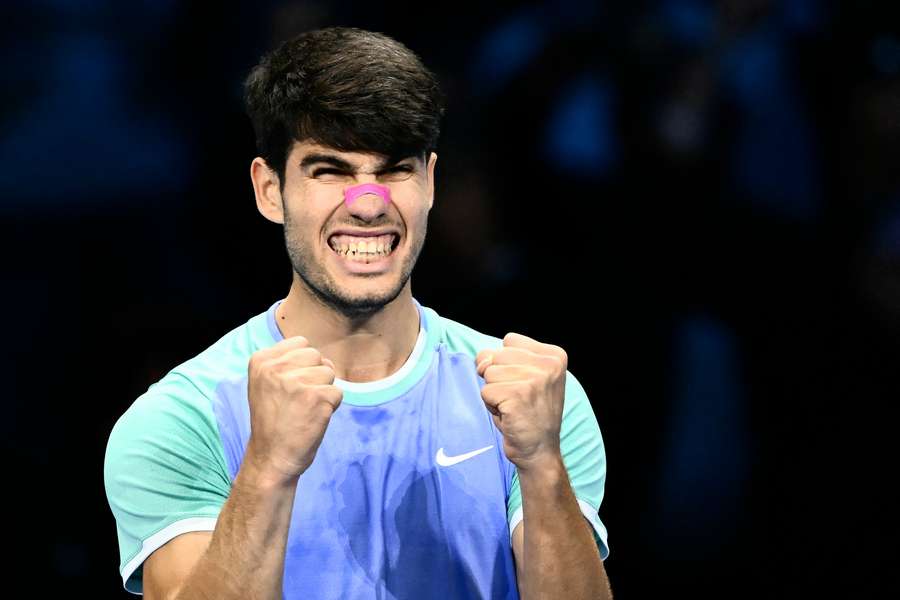 Alcaraz celebrates his victory against Rublev