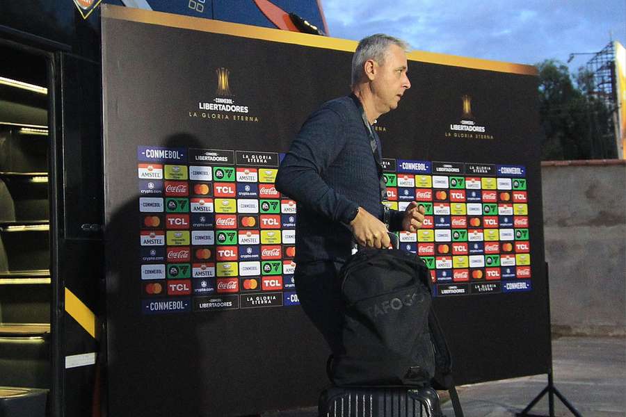 Tiago Nunes foi demitido após a estreia do Botafogo na Libertadores