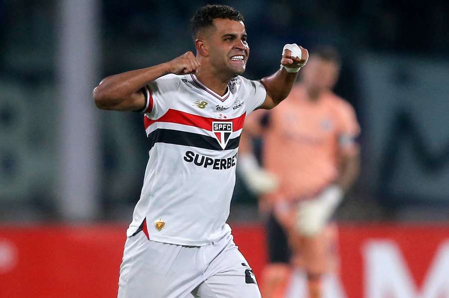 Alisson fez o golo da vitória do São Paulo na Argentina