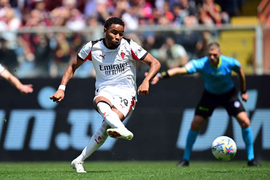 Christopher Nkunku nets from the spot for AC Milan