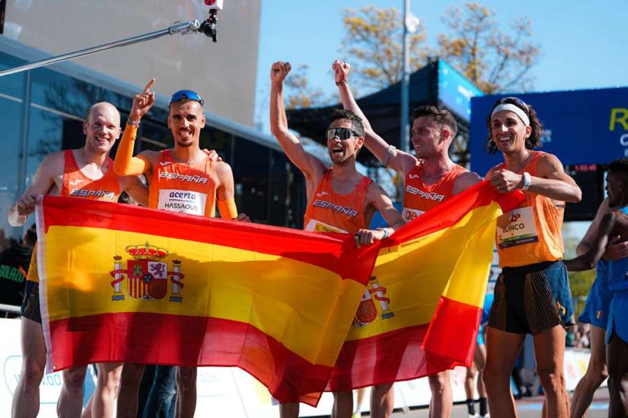 España, doble medallista por equipos en media maratón en el Europeo en Ruta